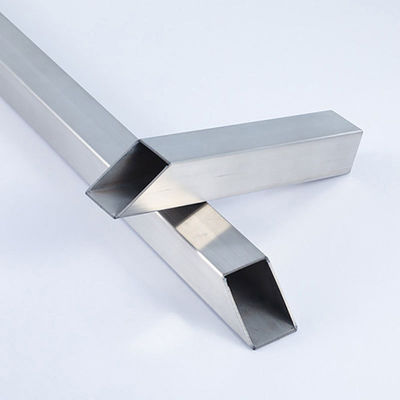 304L/316L/410s/430 20mm 9mm 304 Tubo quadrado de aço inoxidável laminado a quente 201/202/301/304/310/310S/316/316Ti/321/409/410/410S
