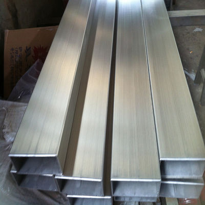 Tipo de tubo de aço inoxidável 20 x 20 mm tubo quadrado de aço carbono