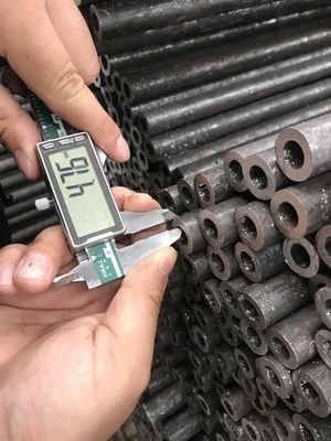 Tubo de aço carbono de secção oca de solda em espiral leve Zhongyu personalizado para 6,4M de comprimento e processamento de dobra