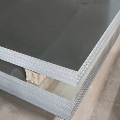 Placas de chapa de aço de carbono laminadas a quente de aço resistente à abrasão para caldeiras de contentores de navios liga A36 S235 S275 S355 1075