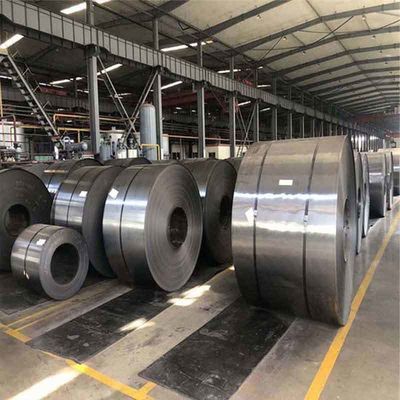 600-1500 mm Largura Astm A36 A283 A387 Q235 Q345 S235jr Bobina de aço carbono com superfície preta e espessura de 0,2-3 mm