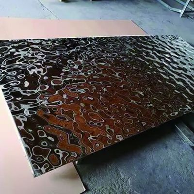 Folha de aço inoxidável corrugada de espelho dourado ASTM Standard 300 Series 8K para várias indústrias
