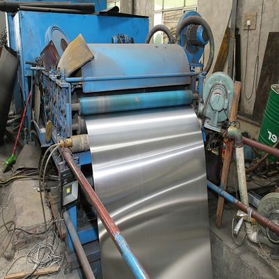 Enrolamento em aço inoxidável laminado a frio SUS 317L 430 439 441 443 904L 304 2B 309 Finitura de superfície austenítica TSHS para utensílios de cozinha