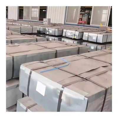 Superfície suave Tubos de aço quadrados laminados a quente 12x12 q345b 110x110 ms 12x12 preto carbono sem costura