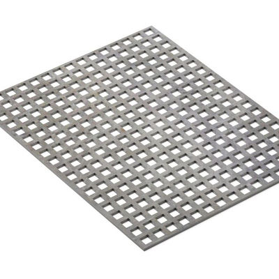 Chapa perfurada de aço inoxidável 304 409L em 0,6 mm 0,8 mm espessura de 2 mm para aplicações industriais de comprimento personalizado