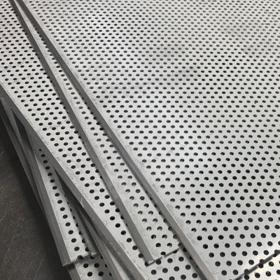 Ultra-precisa 4x8 5x10 Tamanhos 304 aço inoxidável folha perfurada com 0,6 mm 0,8 mm espessura 2 mm e largura personalizada
