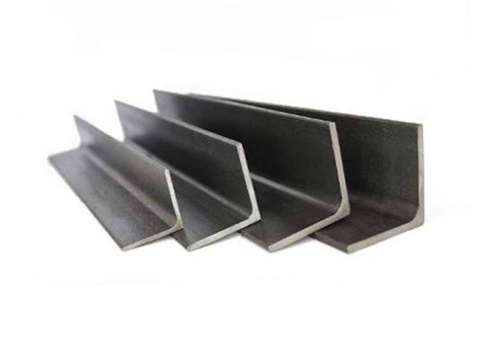 Q195-Q420 série grau 135 aço carbono corte de aço ângulo barra de aço e perfurando 6mm com suave aço superfície plana