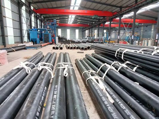 Técnica ERW Tubos de aço carbono sem costura para serviço de líquidos API 5ct J55 4.5 1.8m Técnica de faturamento por peso real
