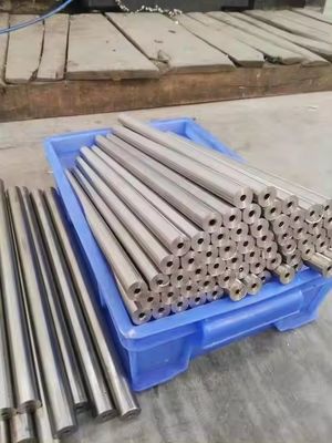 Material durável Forma redonda industrial Gr5 Titânio Tubo hidráulico sem costura de escape para equipamento de tratamento térmico de gás