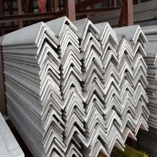 Tolerância profissional ± 1% igual a L em forma de aço inoxidável ângulo brackets de painel de canto de ferro para painel solar