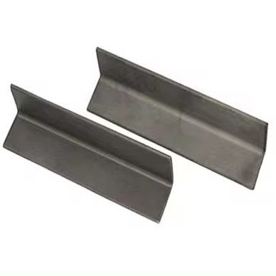 Q195-Q420 série grau 135 aço carbono corte de aço ângulo barra de aço e perfurando 6mm com suave aço superfície plana